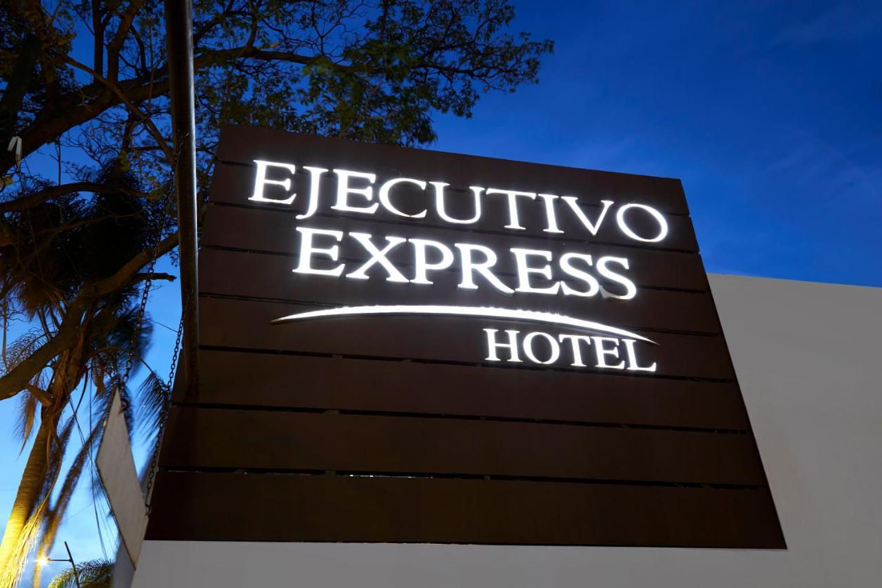 Ejecutivo Express Guadalajara Providencia - Av Mexico Hotel Exterior photo