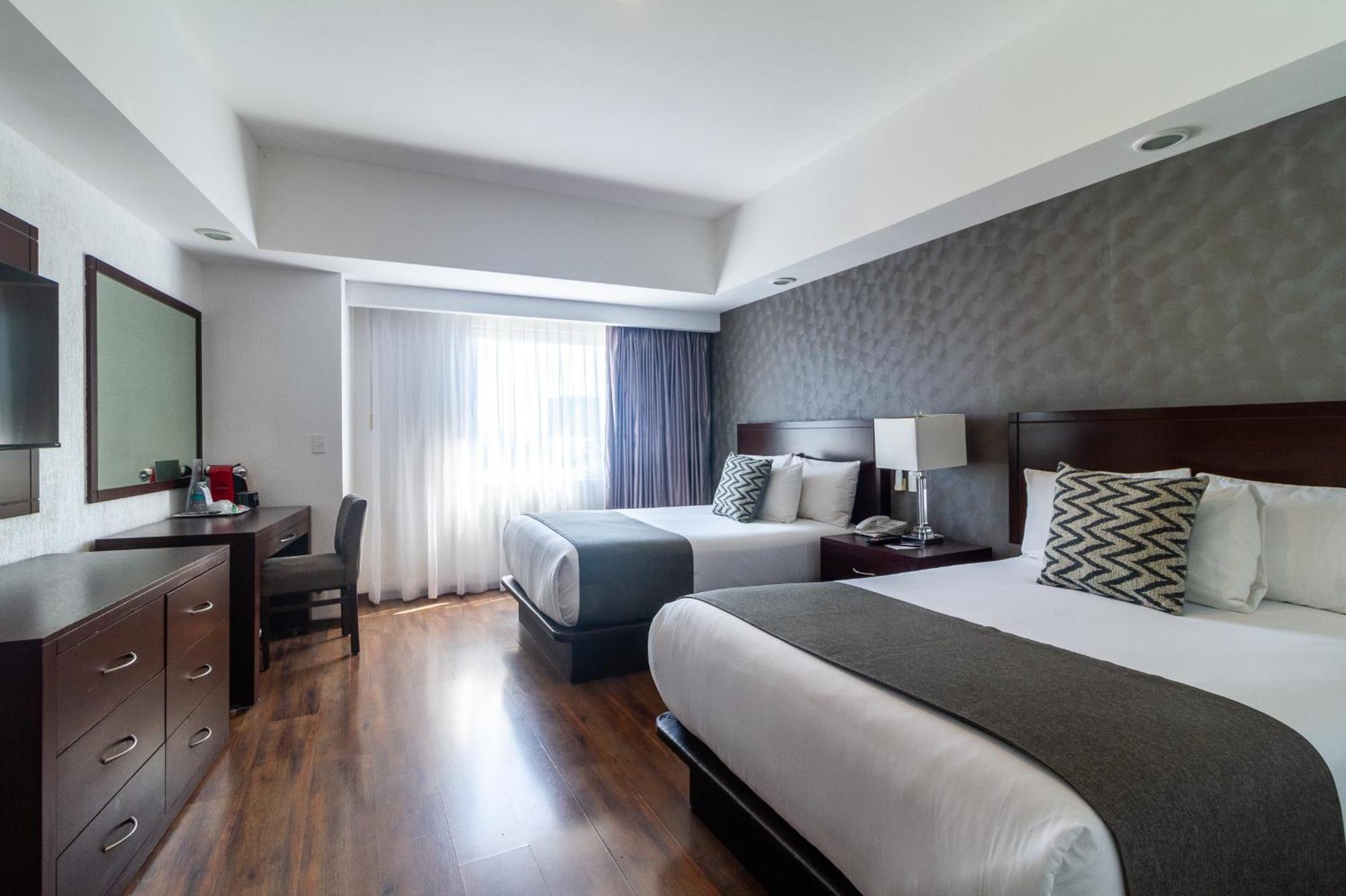 Ejecutivo Express Guadalajara Providencia - Av Mexico Hotel Exterior photo